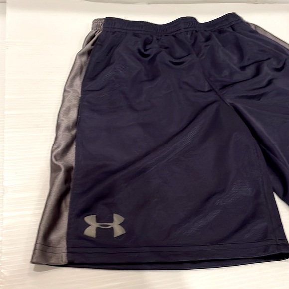 Boys Youth Under Armour loose fit drawstring Athletic Shorts size YXL - Picture 5 of 9